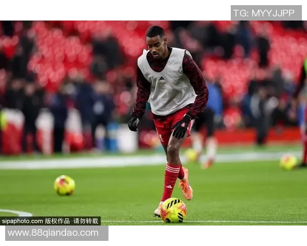 麦卡利斯特：从传奇球员到足球教练的华丽转身与人生哲学探索