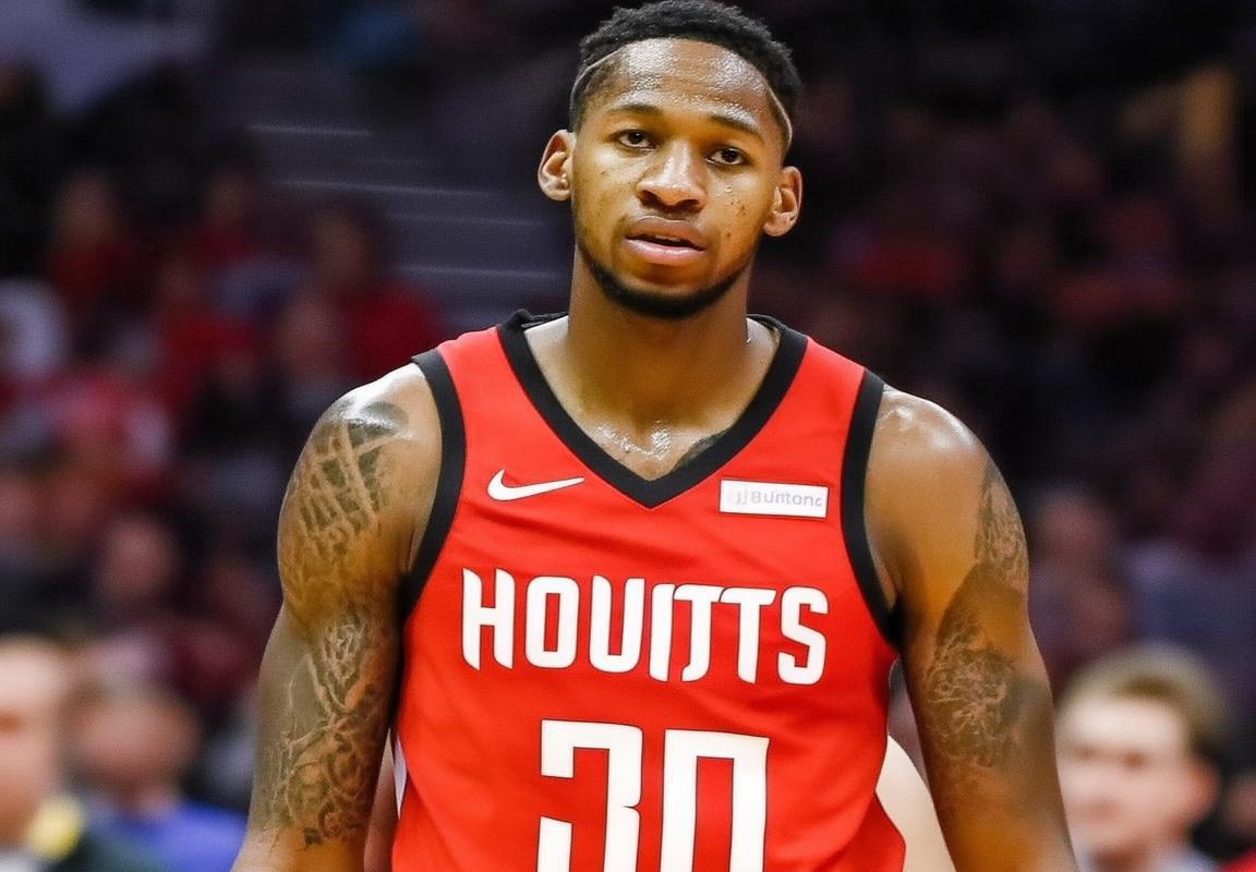 2017年NBA季后赛精彩回顾勇士对火箭的激烈对决录像分析(图1) 2017年NBA季后赛精彩回顾勇士对火箭的激烈对决录像分析(图1)